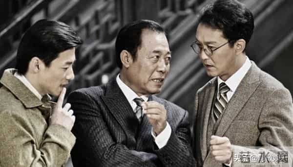 2025压轴谍战大剧今晚开播！央视一套《风与潮》能爆吗？