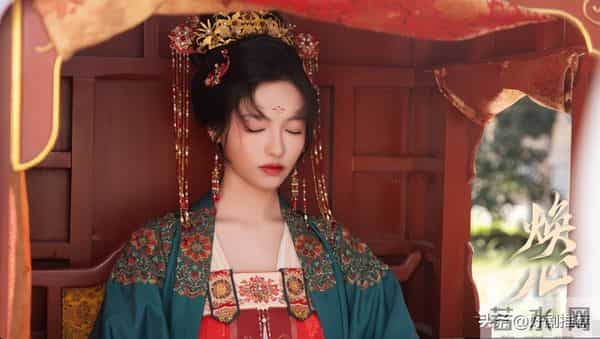 开播3小时热度上万,单集播放量2000万,这才是古装剧该有的样子!