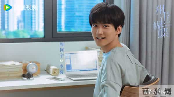 狙击蝴蝶成黑马,热度反超《大生意人》,《风与潮》登央视有深意