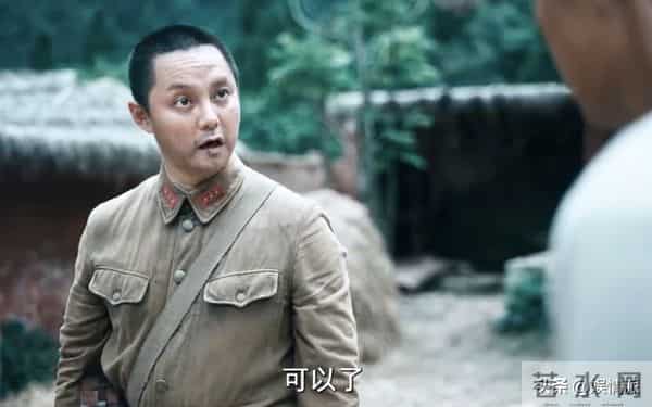 冲着肖战去看《得闲谨制》,结果却被38岁尹正的演技给惊艳到了