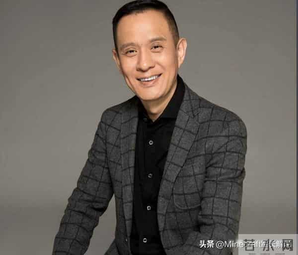 这个老头不一般！《大生意人》演员众多，我却被60岁的他意外圈粉