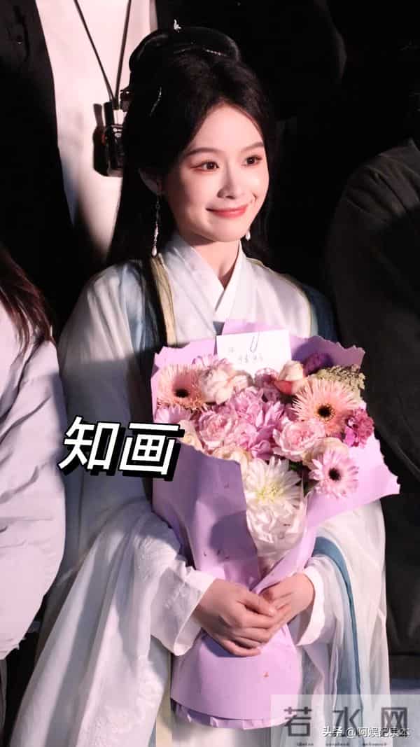 星光大赏官宣短剧演员，看看他们离了滤镜还有谁能看