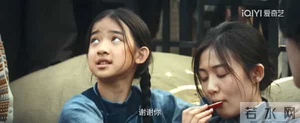 《风与潮》和《超感迷宫》各看4集,一部已弃剧,一部看上瘾