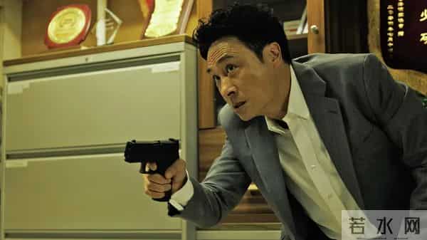 三大影帝坐镇,上映4天票房却不足千万,港片还有复兴的希望吗?