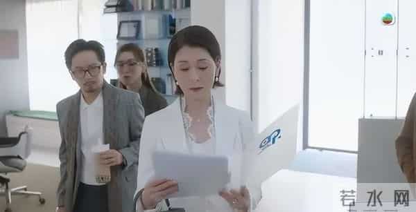 60岁女星时隔7年回巢再拍TVB剧,气场强大碾压全场,获视后赞好有型