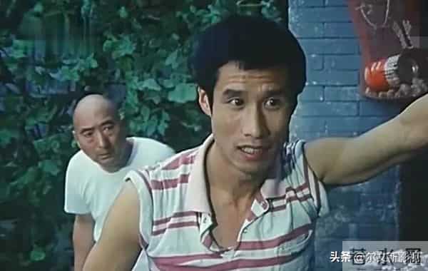 《大生意人》:“双料影帝”甘作绿叶,刘佩琦用100+配角成就自我