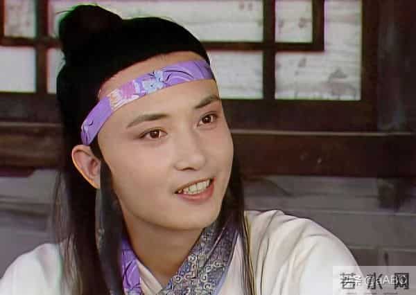 笑死！我们是长大不是瞎了，同一角色对比，来看审美降级有多严重