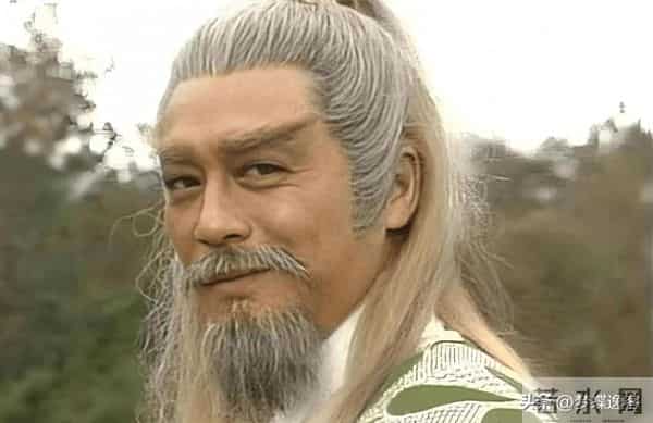 别贬低江南七怪了,整个射雕中能赢江南七怪联手的不会超过八个人