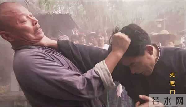 《大宅门》郑老屁因为白景琦不让路下死手,被七爷一脚踹了河里