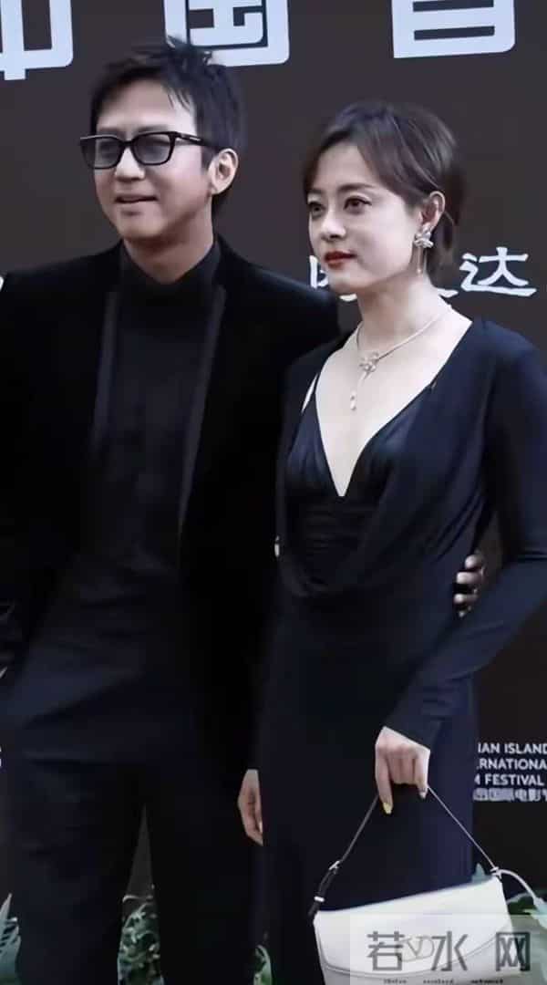 阿凡达首映礼名场面!章子怡亮片珠宝堆砌,孙俪低调美出圈