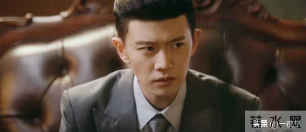 《风与潮》首播:躲过35岁的蓝盈盈、36岁任嘉伦,被37岁李纯惊艳