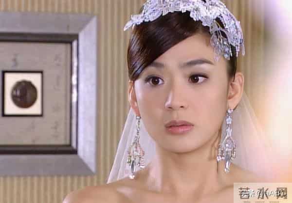 笑死！我们是长大不是瞎了，同一角色对比，来看审美降级有多严重