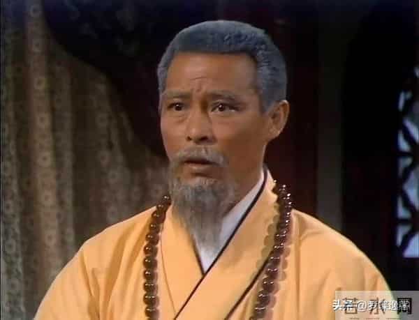 别贬低江南七怪了,整个射雕中能赢江南七怪联手的不会超过八个人