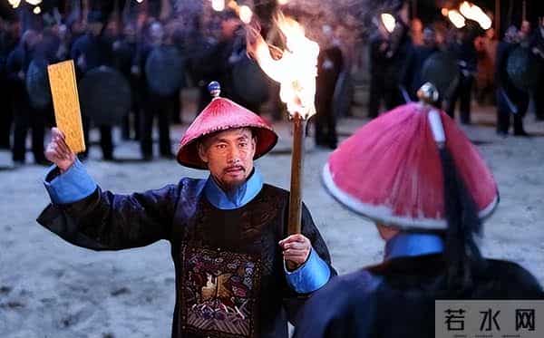 《大生意人》他今年5部剧霸屏，名字难念没火，从工人逆袭成影帝