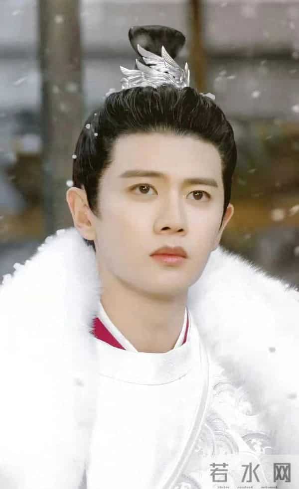 任嘉伦古装剧有点“看不下去”,幸亏有部永恒的白月光百刷不厌!