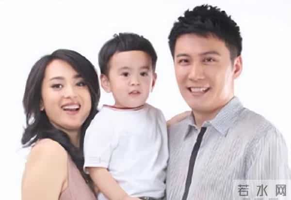 她是最干净的女演员,与小丈夫结婚18年零绯闻,把婆婆当亲妈对待