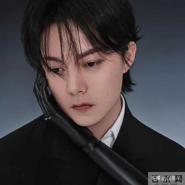 演技力压肖战，风头盖过陈晓，38岁尹正出演《得闲谨制》再次出圈