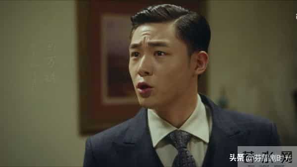 《风与潮》首播四集,不愧是广电巨制,这几个人物都是真名实姓