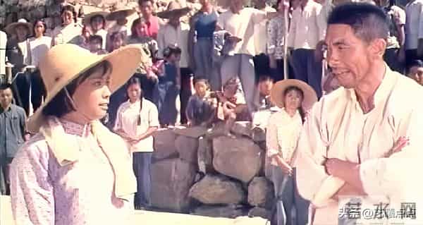 1976年，知性优雅的谢芳在这部影片中饰演农村妇女，很意外哦