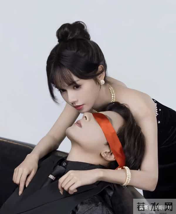 红果官宣何聪睿刘念喜讯！新剧《贪念》预约爆火，终于等到这一天