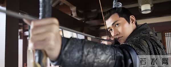 《庆余年》燕小乙之死：强行追杀范闲，被巴雷特一枪轰烂身体