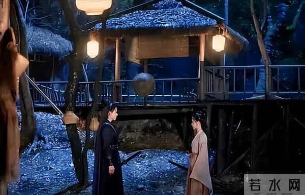 刘诗诗也不会想到,曾在她身边演丫鬟的女孩,在另一个赛道成顶流