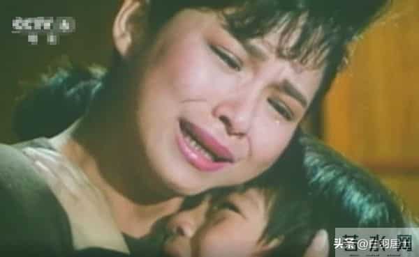 骗走 80 后眼泪的神片:《妈妈再爱我一次》,中年再看全是PUA
