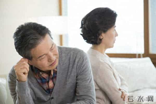 夫妻冷战数日，妻子发短信问，“死了没”？丈夫的回答让人泪奔！