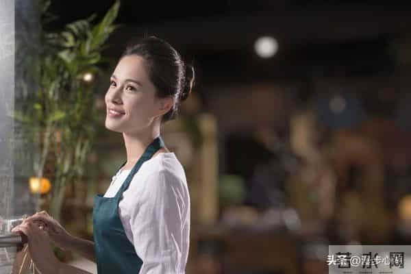 惊人发现两性关系中,60岁与异性靠近,根本不是桃花运,而是这个