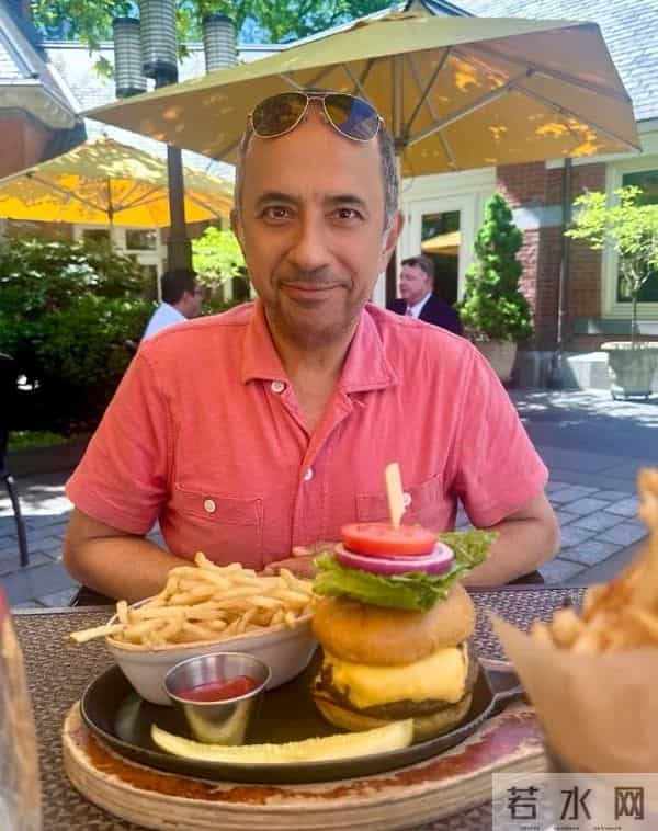 广东女孩爱上大21岁埃及大叔，认识12天就同居，定居加拿大不生娃