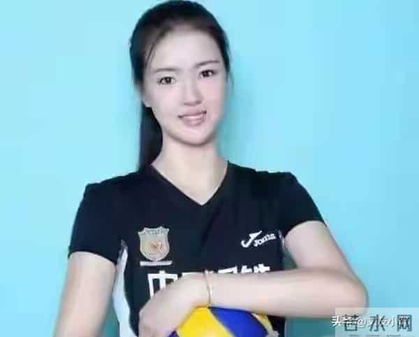 两性交往：刺激女人荷尔蒙的6个“心”开关，让她彻底为你折服