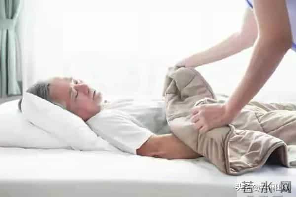 真正有远见的老人,从六十岁开始,就在准备这3件事