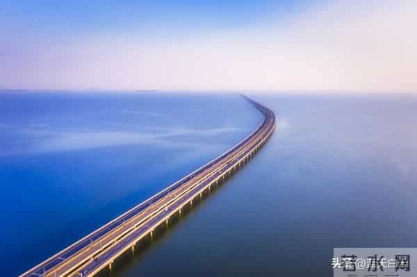 人活着就两件事：一是让肉体健康二是让灵魂自在，藏着一生的福气