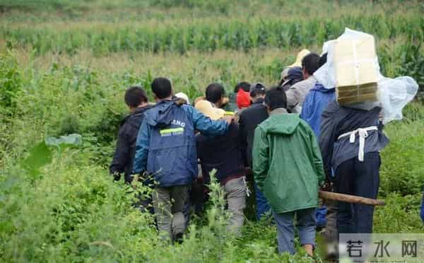 老了才明白-凡是父母去世当天,哭得最厉害的,大概都不是孝子