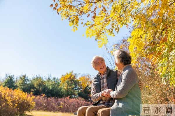 命里福厚之人,60岁后会出现这5个征兆,占一个就恭喜