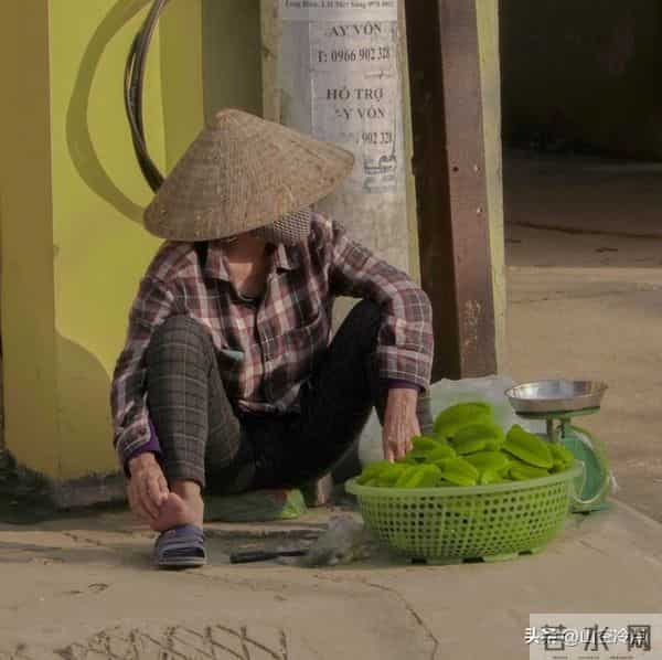 我花10万娶了个越南新娘,洞房夜,她用中文说:我们谈谈