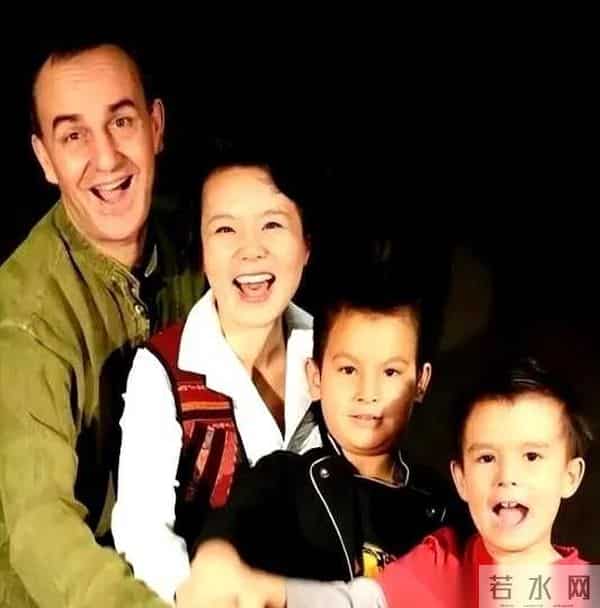 我的天啦,今天看到龚琳娜的故事,给我震得半天说不出