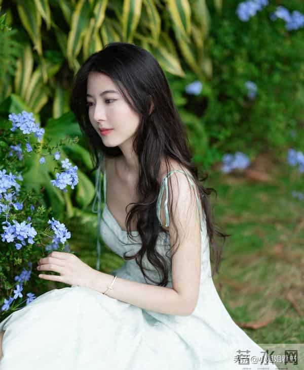 丈夫参加了一场非富即豪的同学会 遇见白月光后 回来就要跟我离婚