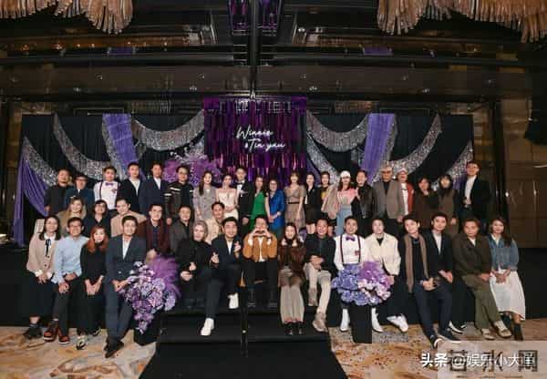 TVB小生容天佑举行婚礼,郎才女貌好甜蜜 伴郎团邹兆霆陈俊坚好帅