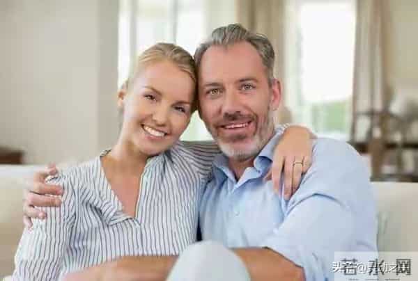 情人已过时！2025年最火新型男女关系悄然流行，低耗又滋养，