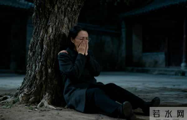 36岁女校长相亲总失败,我开玩笑说咱俩凑合,次日她把户口本拿来