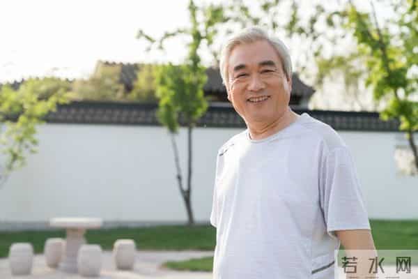 我53岁，已经绝经了，前段时间和一位比我大七岁的老头走到一起了