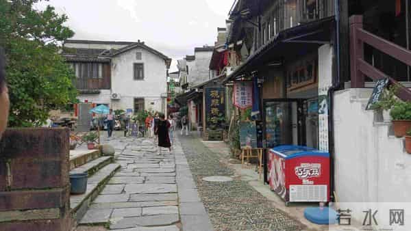 女儿不要彩礼和婚宴,我和老伴也取消陪嫁,女儿男友跟她提出分手