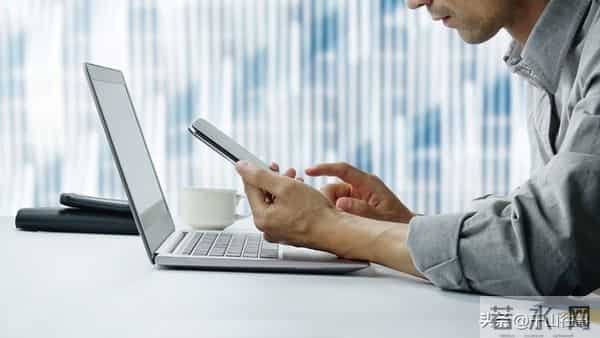 兄弟姐妹翻脸后,这8种做法,既留体面又护亲情