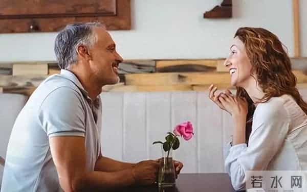 我同居过3位女性！发现女性45岁后找伴侣主要有3个动因