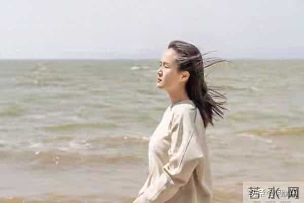 发现妻子在外儿女双全，我平静的离了婚，两年后她带着娃上门认爹