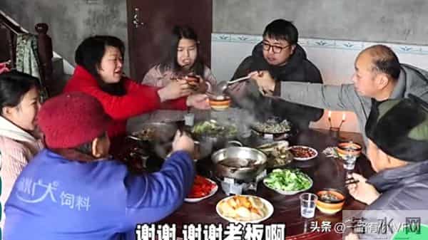 孝道，冬宝力求丈母娘留下，牛二山就是她的家，丈母娘感动落泪。