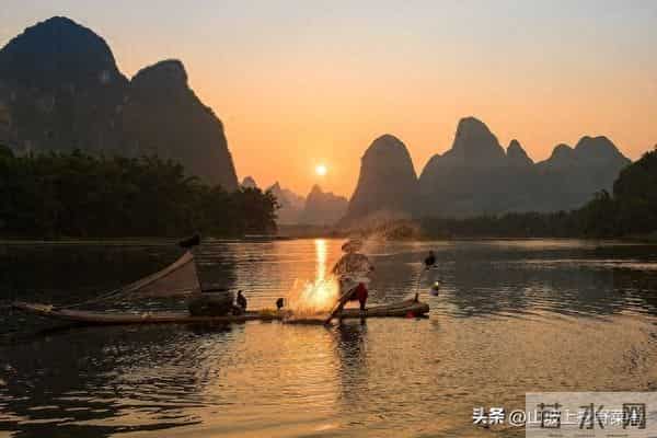 从现在起，你转运的时刻到了，跟自己说句：时来运转，否极泰来