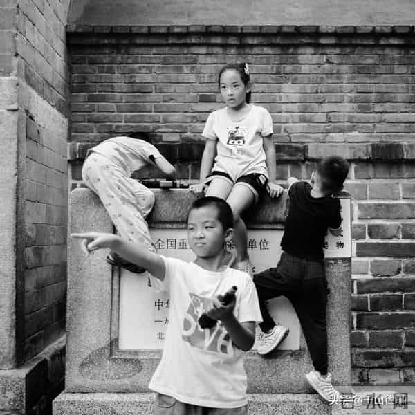 兄弟姐妹翻脸后,这8种做法,既留体面又护亲情