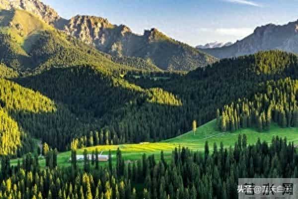 人有没有本事,看脾气便知,脾气越掘越硬的人,日子多半不好过